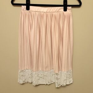 Lace Trim Pleated Midi Skirt